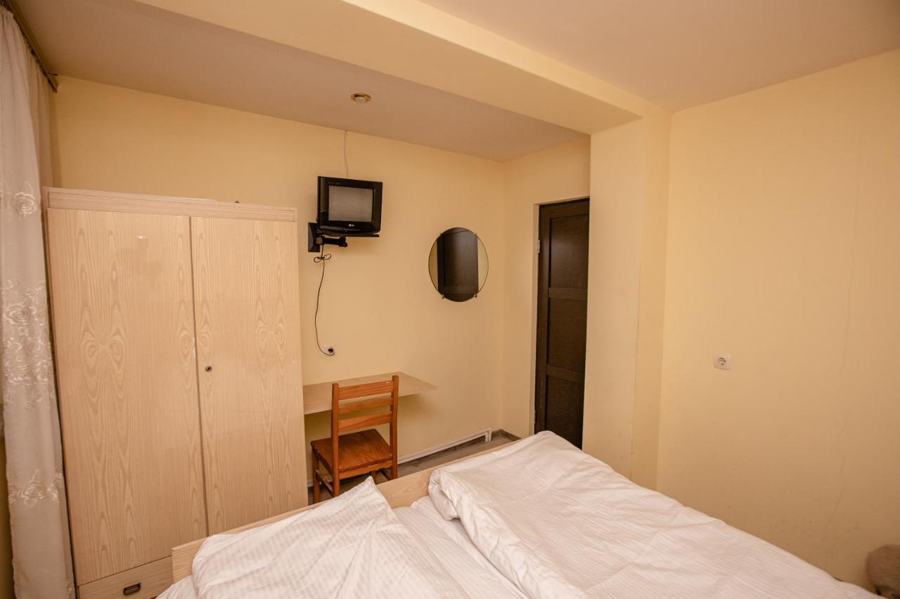Arsego Hostel ヴァナゾル エクステリア 写真